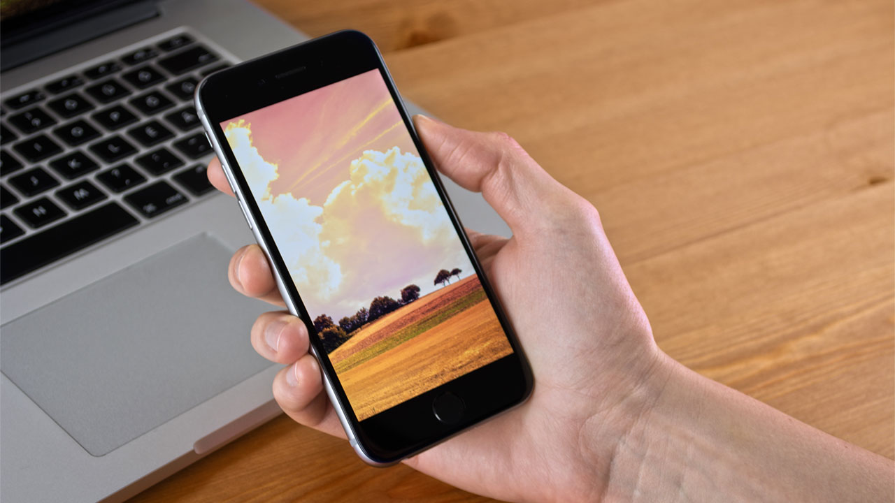 Transfer Videos Wirelessly to Your iPhone